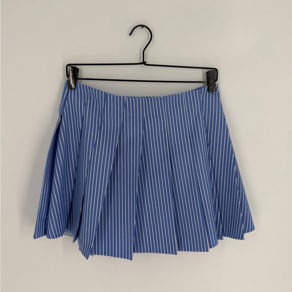 The Frankie Shop Exclusive Venus Pleated Mini Skirt In Blue White Stripe